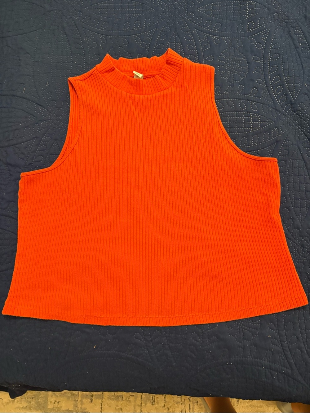 Sleeveless Ribbed Mock Neck Top - red